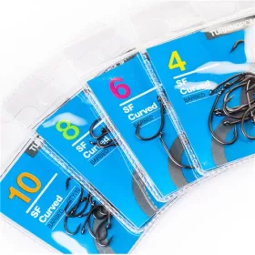 Spotted Fin Curved Barbed amo con ardiglione misura 4